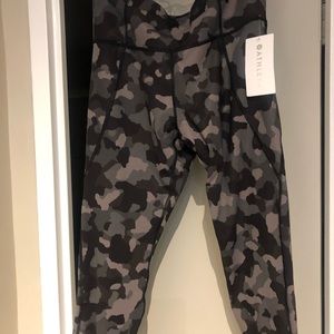 Athleta  7/8 legging
